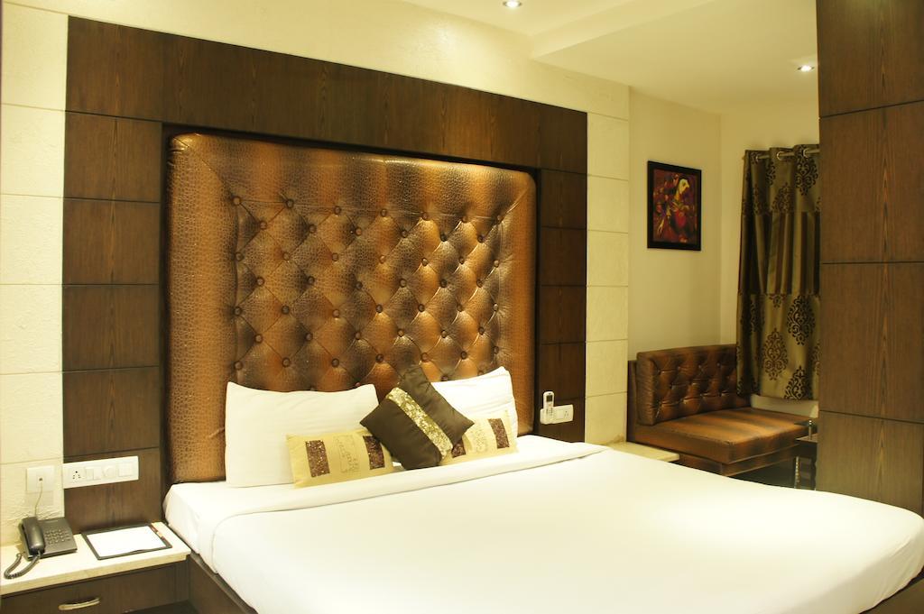 Hotel Surya Prime Kota  Room photo